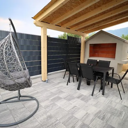 Kuca Za Odmor Ana Prázdninový dům *